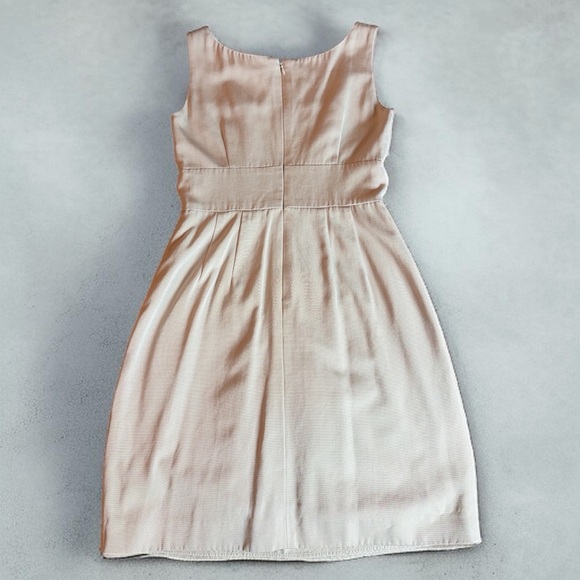 BANANA REPUBLIC SLEEVELESS TAN FIT & FLARE DRESS SIZE 0 WITH POCKETS - Picture 2 of 9